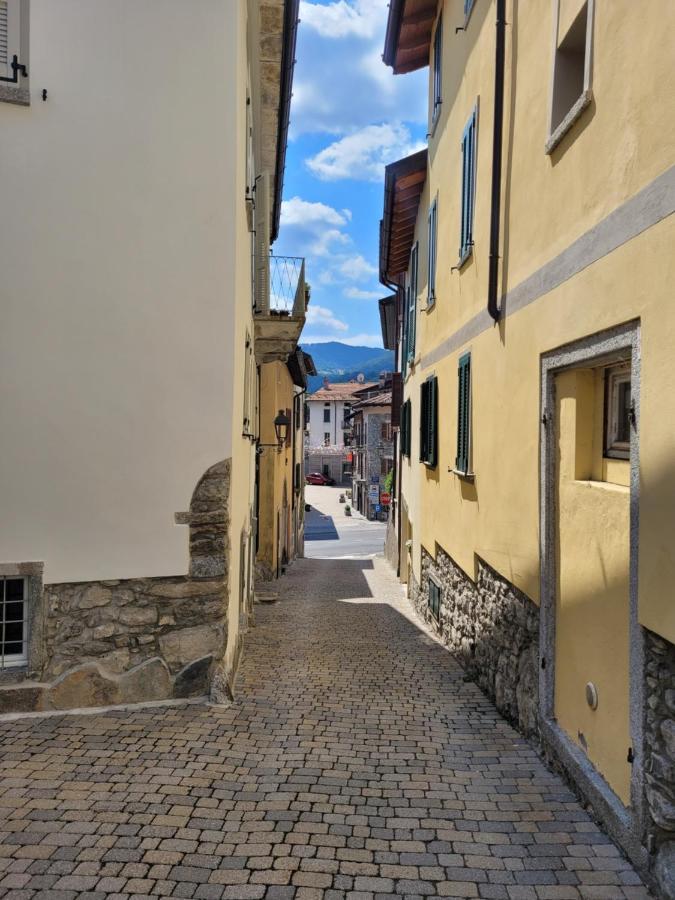 Casa Gianna Appartement Castiglione dʼIntelvi Buitenkant foto