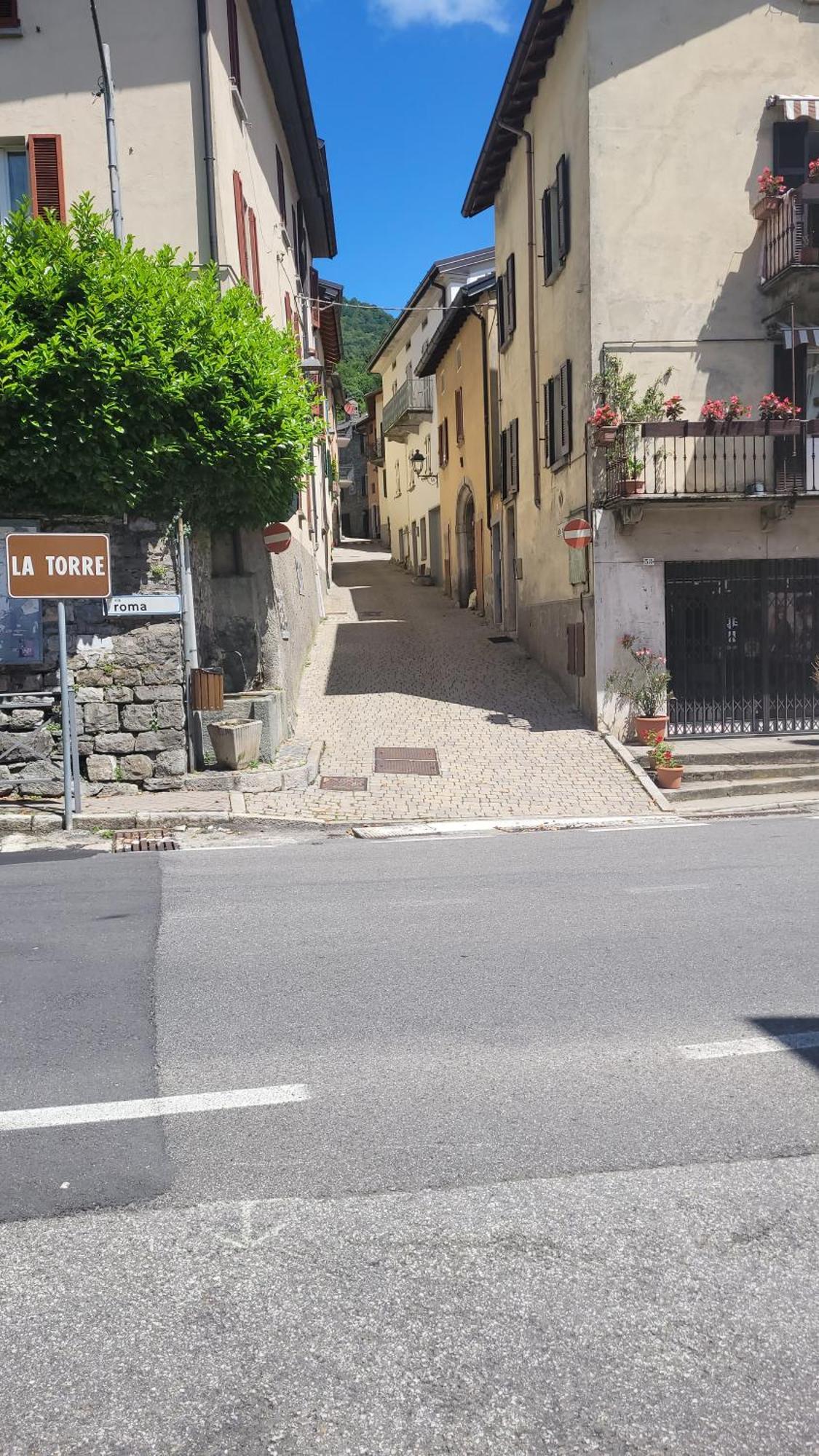 Casa Gianna Appartement Castiglione dʼIntelvi Buitenkant foto